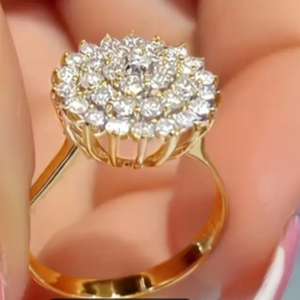 Bridal flower 🌸 ring for girls/women, With sparkling jewels - Image 5